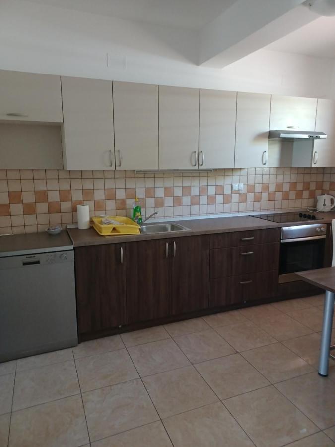 Be-Bu-Mar Apartments Sveti Filip i Jakov Bagian luar foto