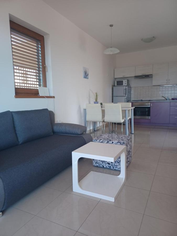 Be-Bu-Mar Apartments Sveti Filip i Jakov Bagian luar foto