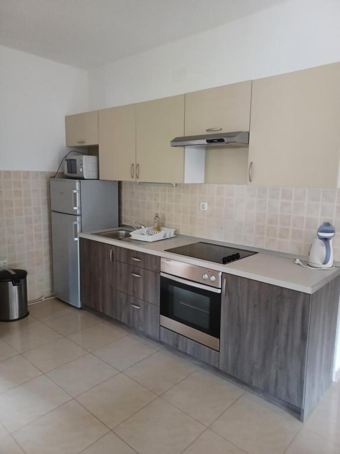 Be-Bu-Mar Apartments Sveti Filip i Jakov Bagian luar foto