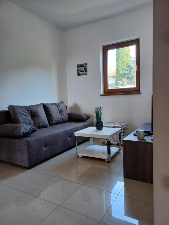 Be-Bu-Mar Apartments Sveti Filip i Jakov Bagian luar foto