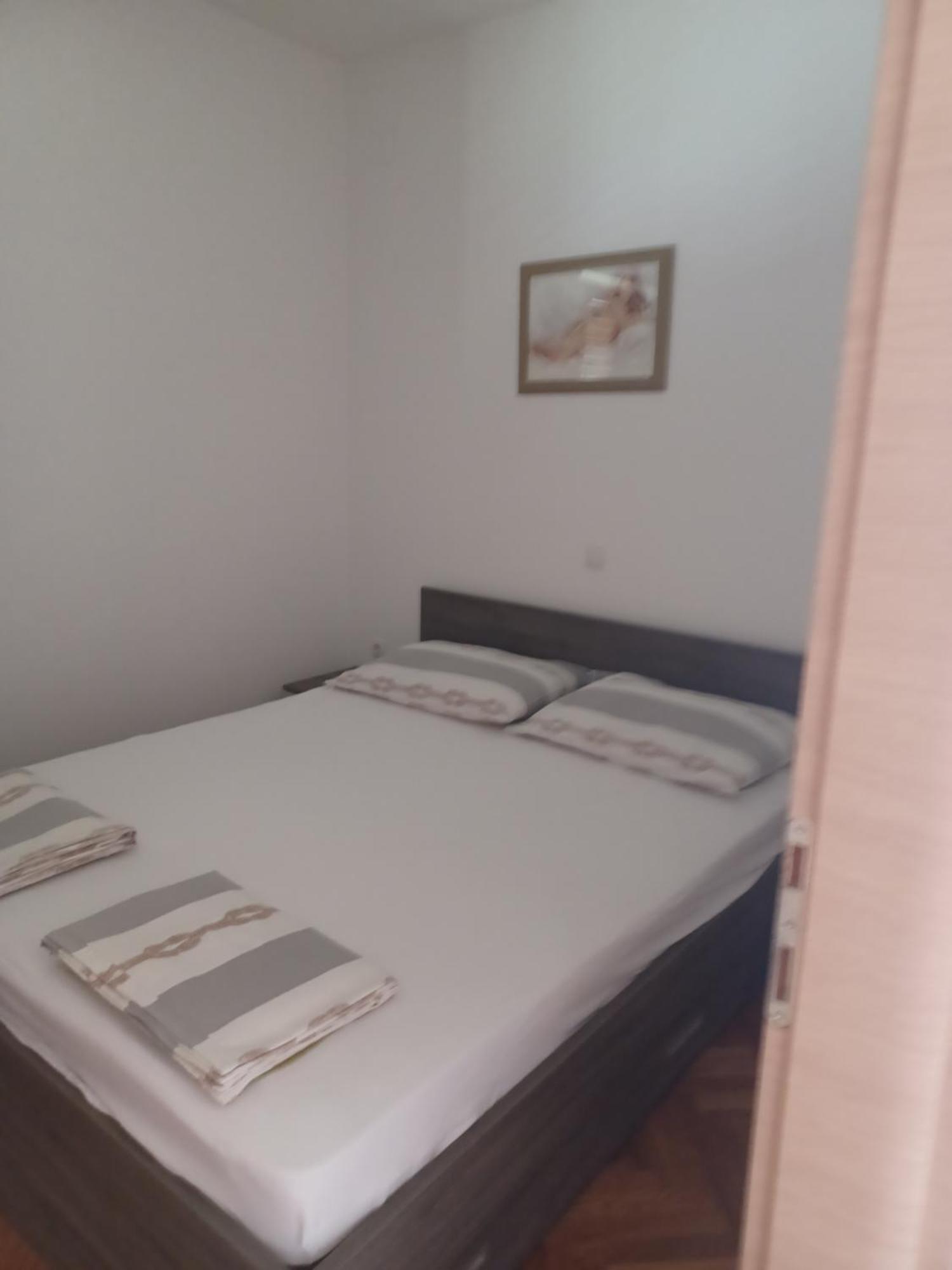 Be-Bu-Mar Apartments Sveti Filip i Jakov Bagian luar foto