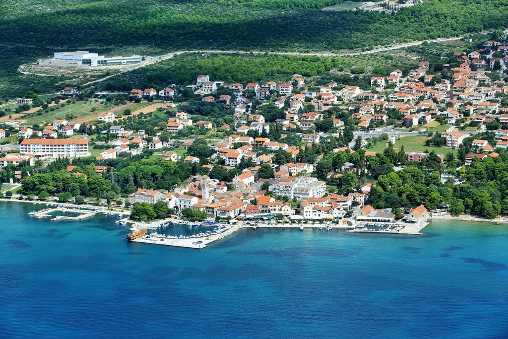 Be-Bu-Mar Apartments Sveti Filip i Jakov Bagian luar foto