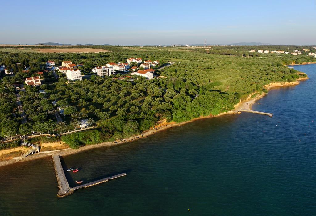 Be-Bu-Mar Apartments Sveti Filip i Jakov Bagian luar foto