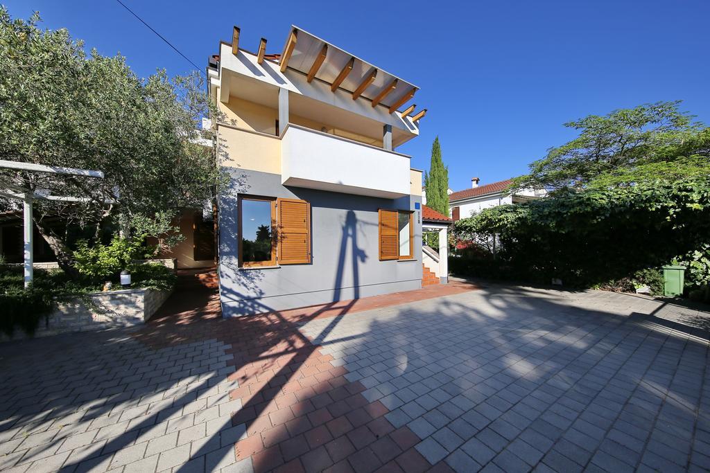 Be-Bu-Mar Apartments Sveti Filip i Jakov Bagian luar foto