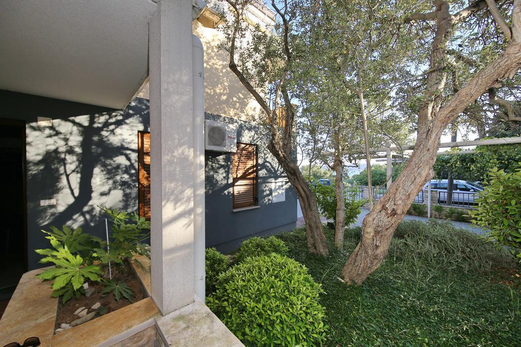 Be-Bu-Mar Apartments Sveti Filip i Jakov Bagian luar foto